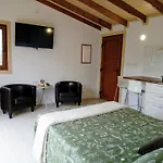 El Cornical Luxury ארפו